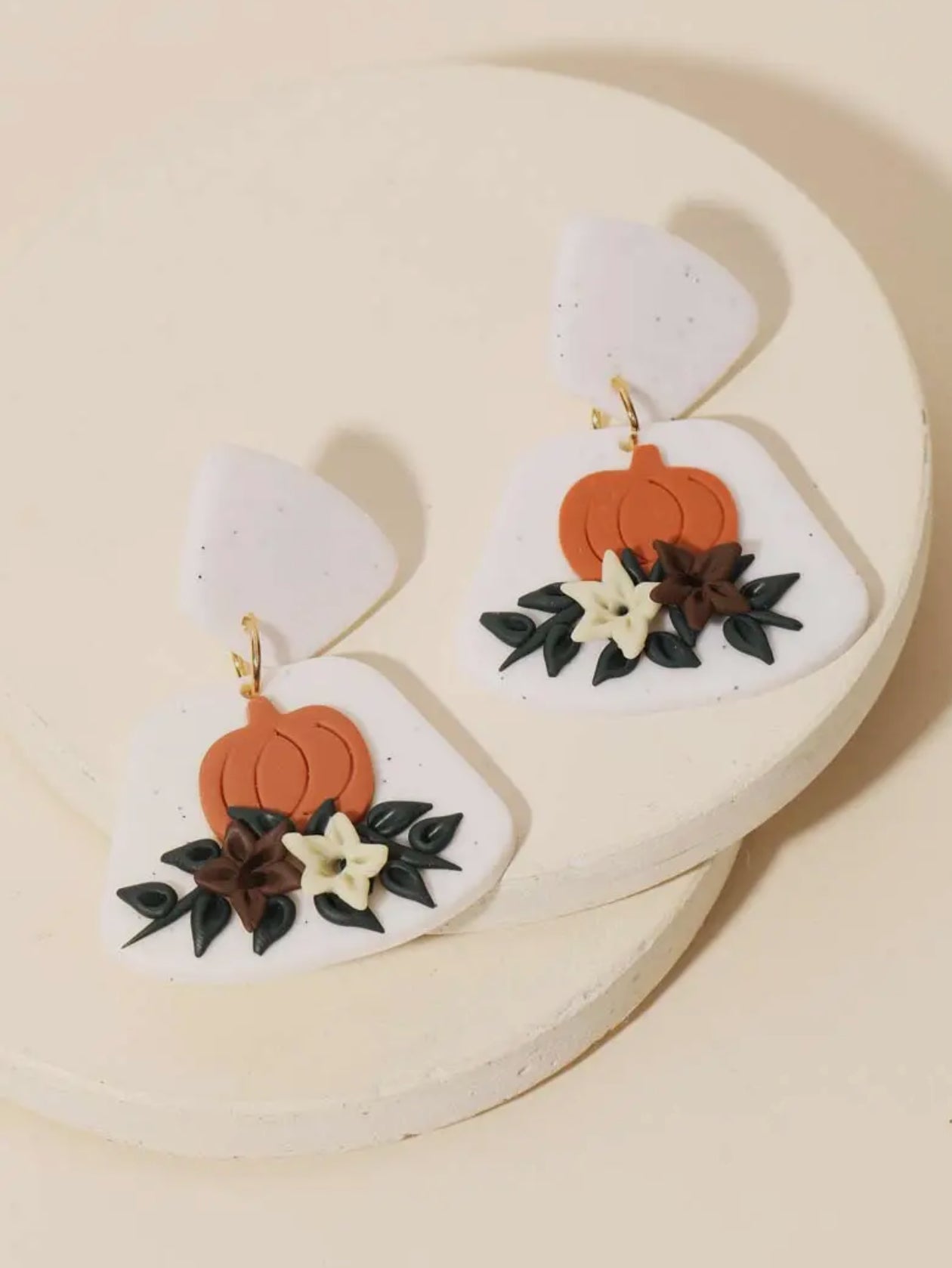 Hello Pumpkin Earrings